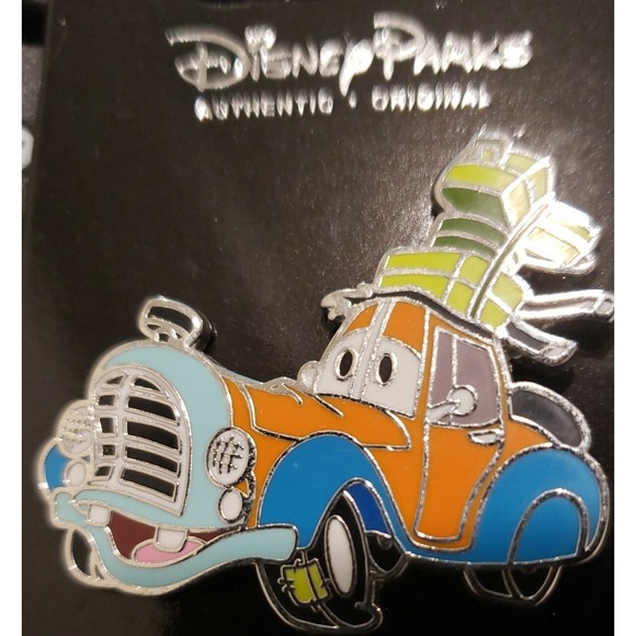 Jewelry - Disney Trading Pin GOOFY AS CARS CHARACTER 94921